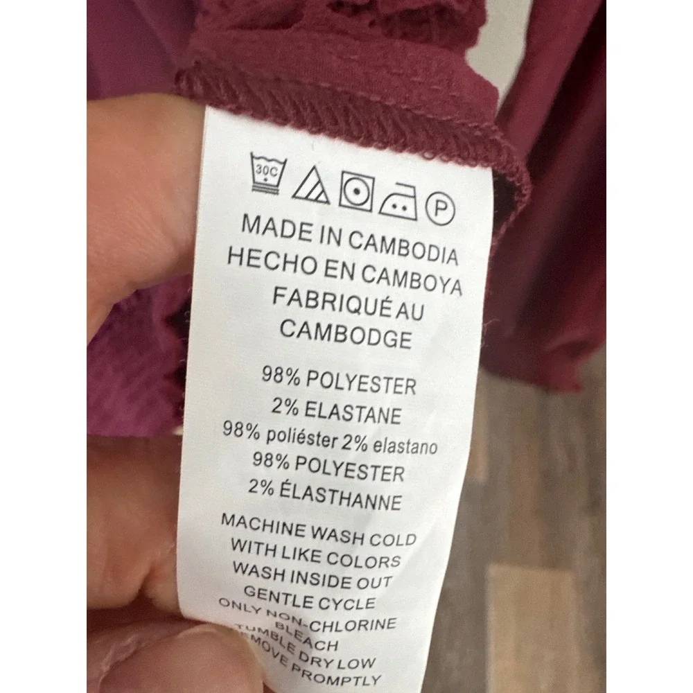 NWT‎ Michael Kors Classic V Neck Long Sleeve Cranberry Blous size XS
